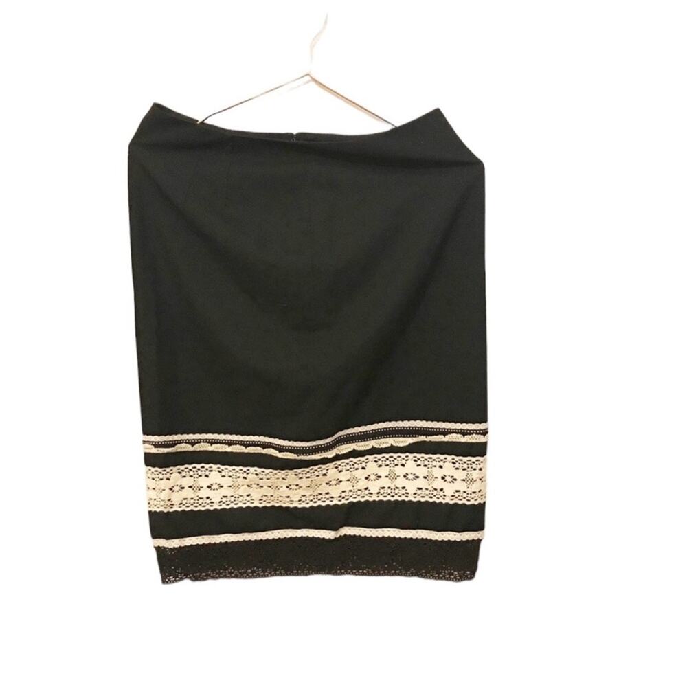 The Limited stretch black skirt with fabric lace trim size 2